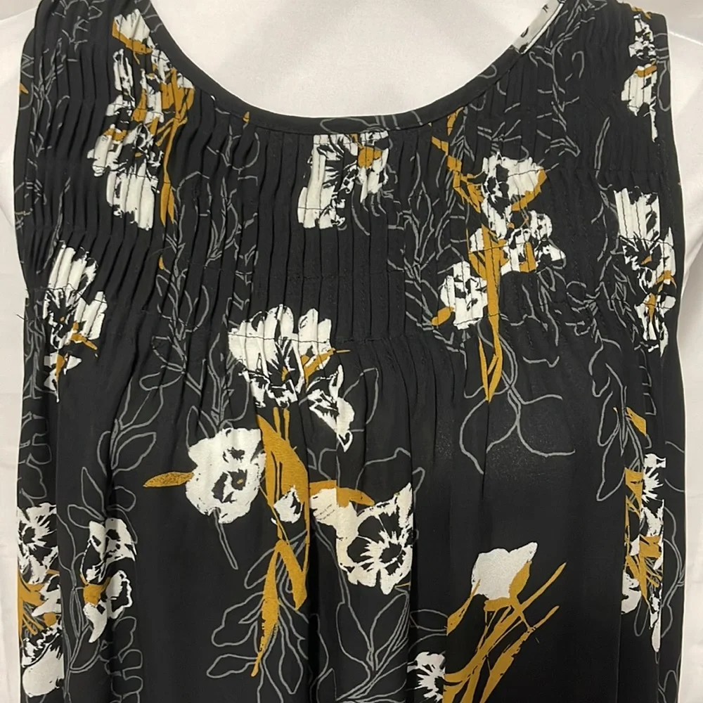 Mossimo Blouse - Picture 2 of 3